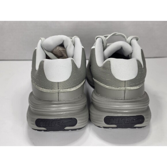 Athletic_Shoes